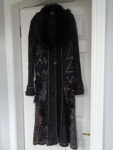 Designer Ladies Knitted Cardigan Coat for Sale