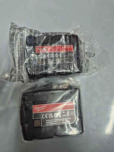Milwaukee M18B5 5.0Ah Batteries x2