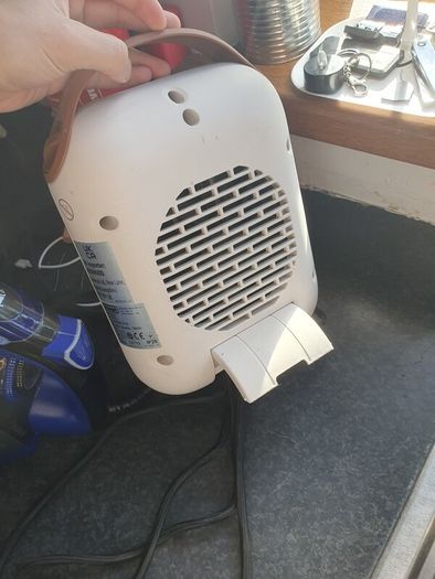 Delonghu heater hot and cold