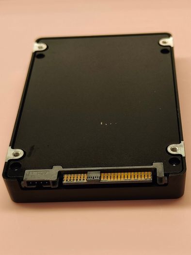 Samsung 108-00260 Netapp X447a-r6 35p2870 Samsung Mz-6wr8000/0g3 800gb 2.5" Sas