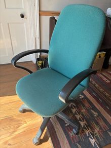 Green Swivel Office chair