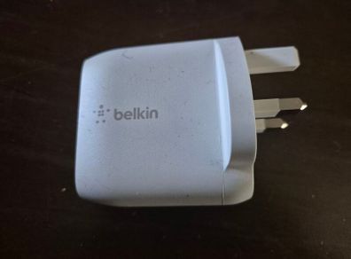 Belkin Dual USB-A 24 W Mains Charger - White