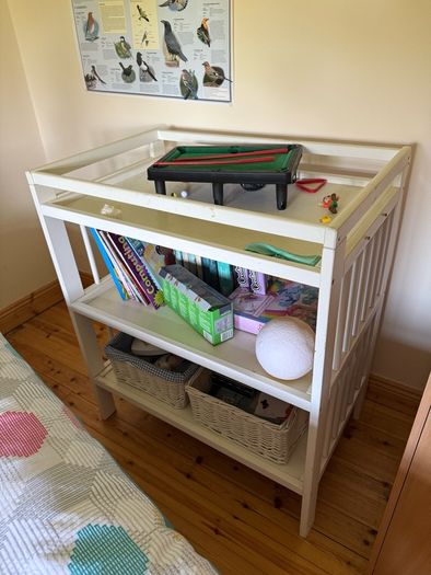 Wide Shelf Unit