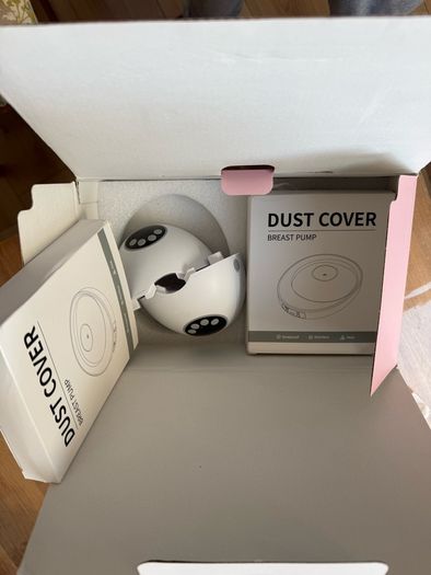Wearable breast pump