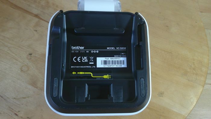 Brother VC-500W Color Label Printer Wi-Fi ZINK Zero Ink + 2 Rolls CZ-1004 CZ-1002