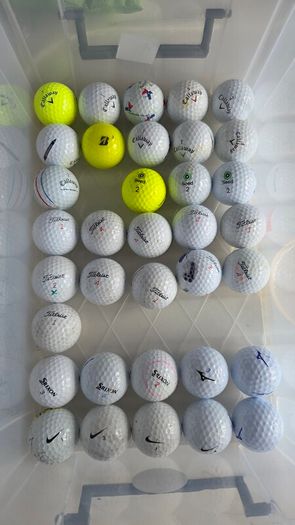 35 callaway, Titleist, srixon, seed,Nike balls