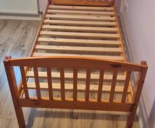 Single bed frame