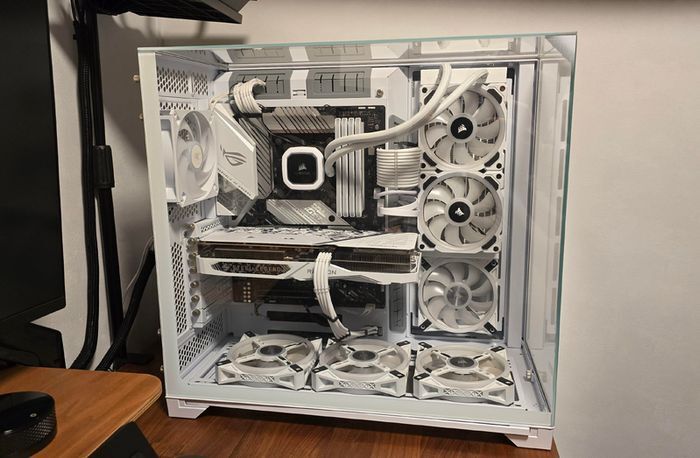 Custom Built Lian-Li White Artic Build RGB Desktop Gaming PC - Windows 11 Pro,Intel i7,3TB SSD,8GB GPU,64GB RAM,850 PSU, Corsair RGB Fans