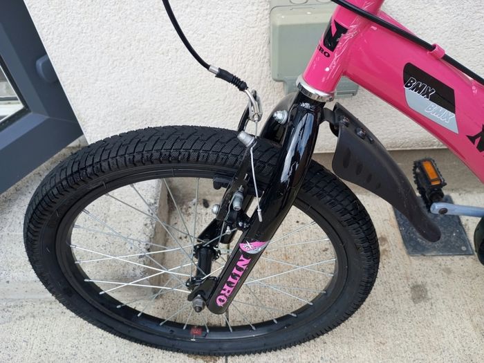 Kids nitro bike size 20 inch wheels