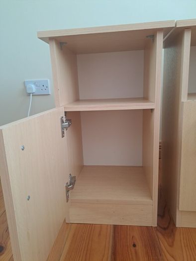 Bedside lockers