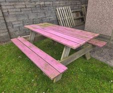 Woodford 6 seater picnic table