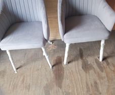 2 brand new chairs
