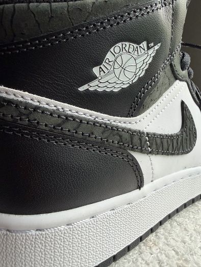 Nike Air Jordan 1 Mid SE GS Black White EU 38.5 UK 5.5 Panda Style Brand New