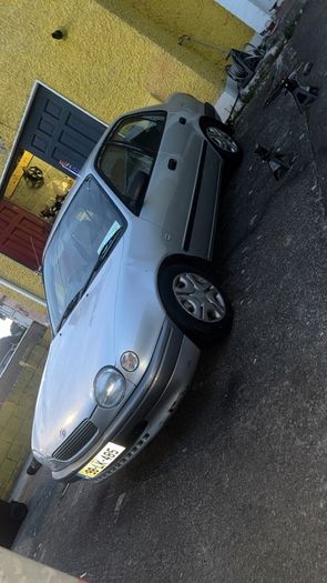 toyota corolla e11