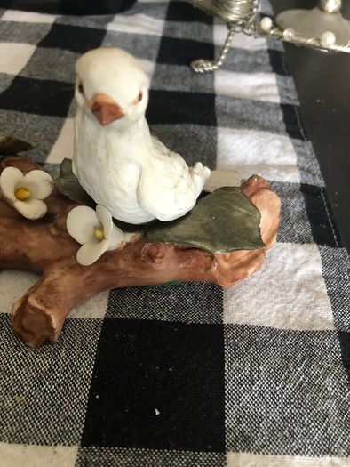Very old collectors item 2 doves