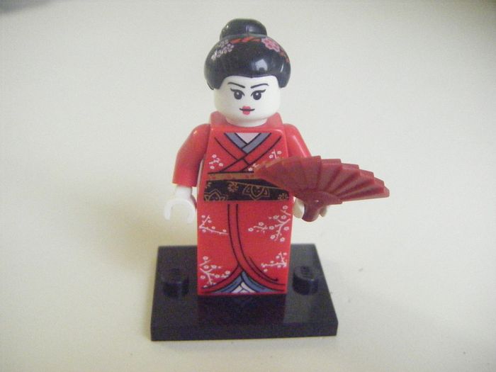 Selection of LEGO Mini Figures Series 4
