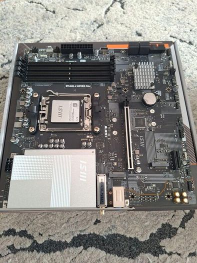 pc motherboard