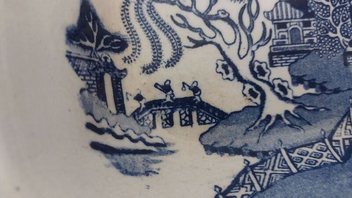 Lovely Blue and White Transferware Willow Pattern Lidless Open Vegetable Dish, Unknown Maker, Most Likely Staffordshire Made