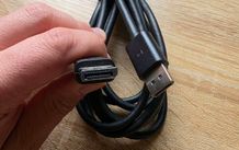 DisplayPort cable