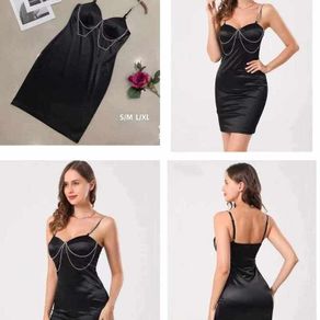 Black V Neck Spaghetti Strap Sleeveless Dress