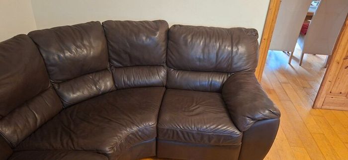 Couch in excellent condition