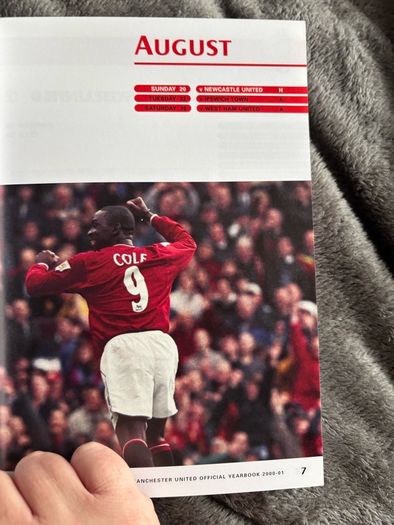 Manchester United Official Yearbook 2001