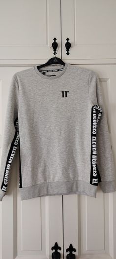 New 11 Degrees Sweatshirt XSmall