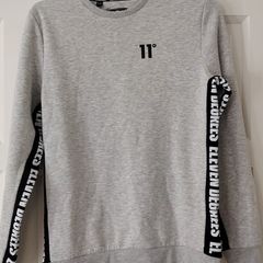 New 11 Degrees Sweatshirt XSmall