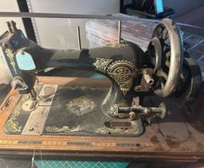 Singer J87099 sewing machine 1904