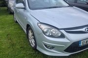 10 hyundai i30 1.6crdi breaking