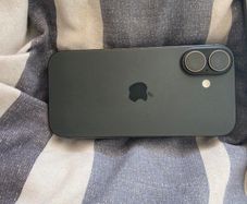 iPhone 17 256GB | Excellent Condition | 94% Battery Health