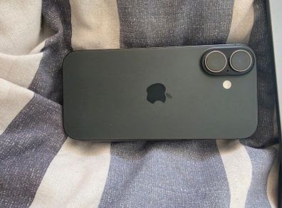 iPhone 17 256GB | Excellent Condition | 94% Battery Health