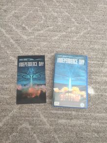 Independence day vhs hologram front