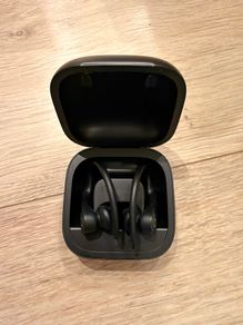 Beats PowerBeats Pro