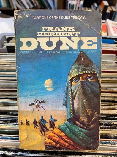 Thirty Science Fiction and Fantasy Books