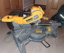 Metre saw