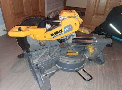Metre saw