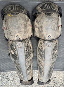 Fox knee shin guards , size XL