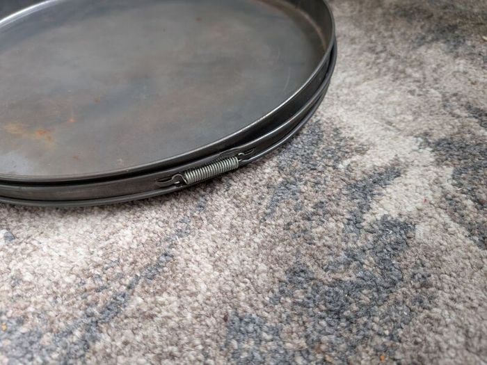 metal tin