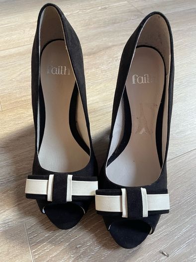 women shoes