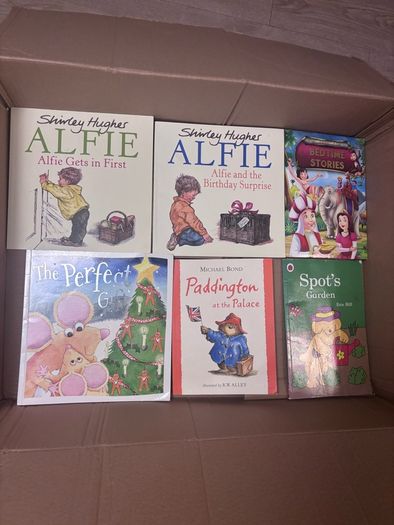 28 Children Books in Great Condition (3 euros each)