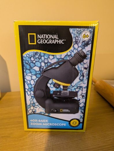 Microscope