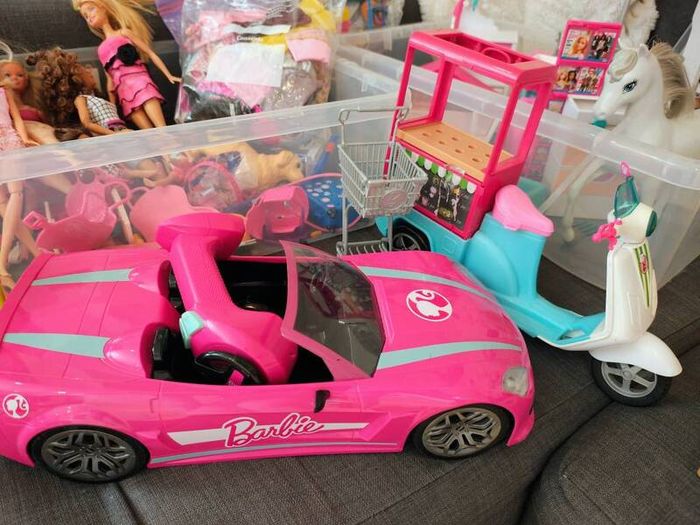 Barbie items
