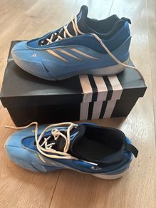 Dame 9 Basketball Shoes Size UK 9.5
