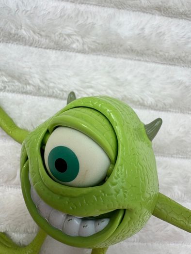 2002 Mike Wazowski approx. 13 cm. McDonald's Disney Monsters Inc CAN'T STAND Used Please see photos