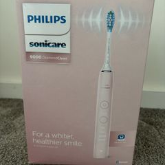 Philips Sonicare DiamondClean 9000 Electric Toothbrush White Travel Case HX9911/53