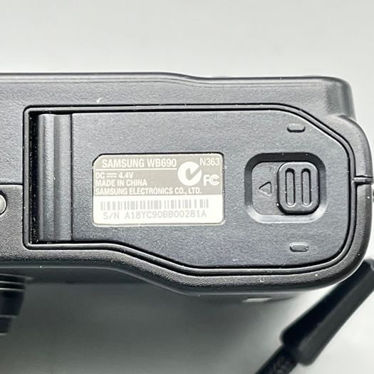Samsung WB690 Digital Camera with Battery and SD Card