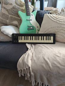 Korg Microkey Midi Keyboard Controller - 32 keys