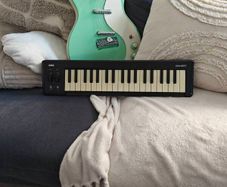 Korg Microkey Midi Keyboard Controller - 32 keys