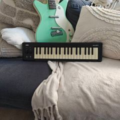 Korg Microkey Midi Keyboard Controller - 32 keys